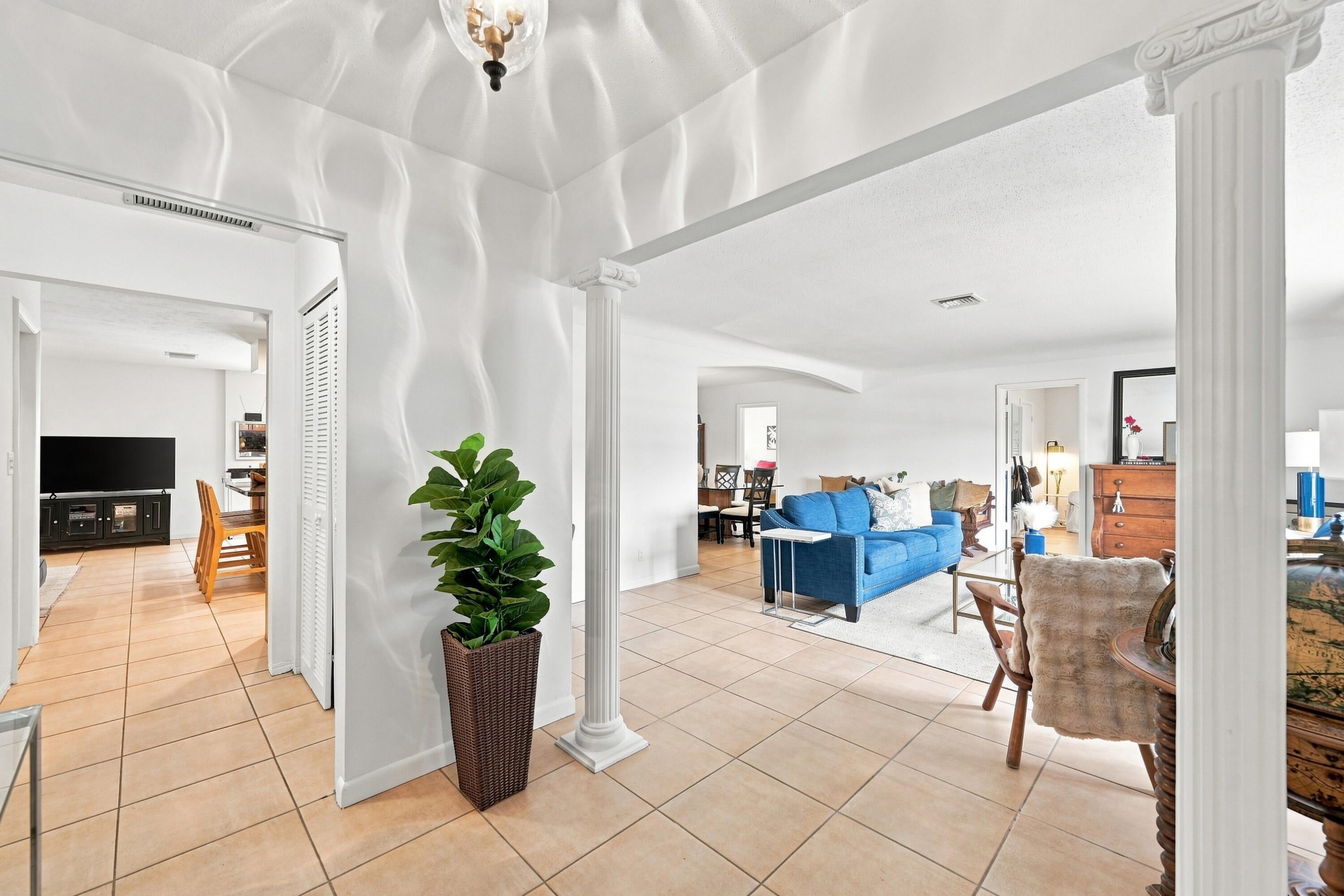 3315 NE 42nd Court