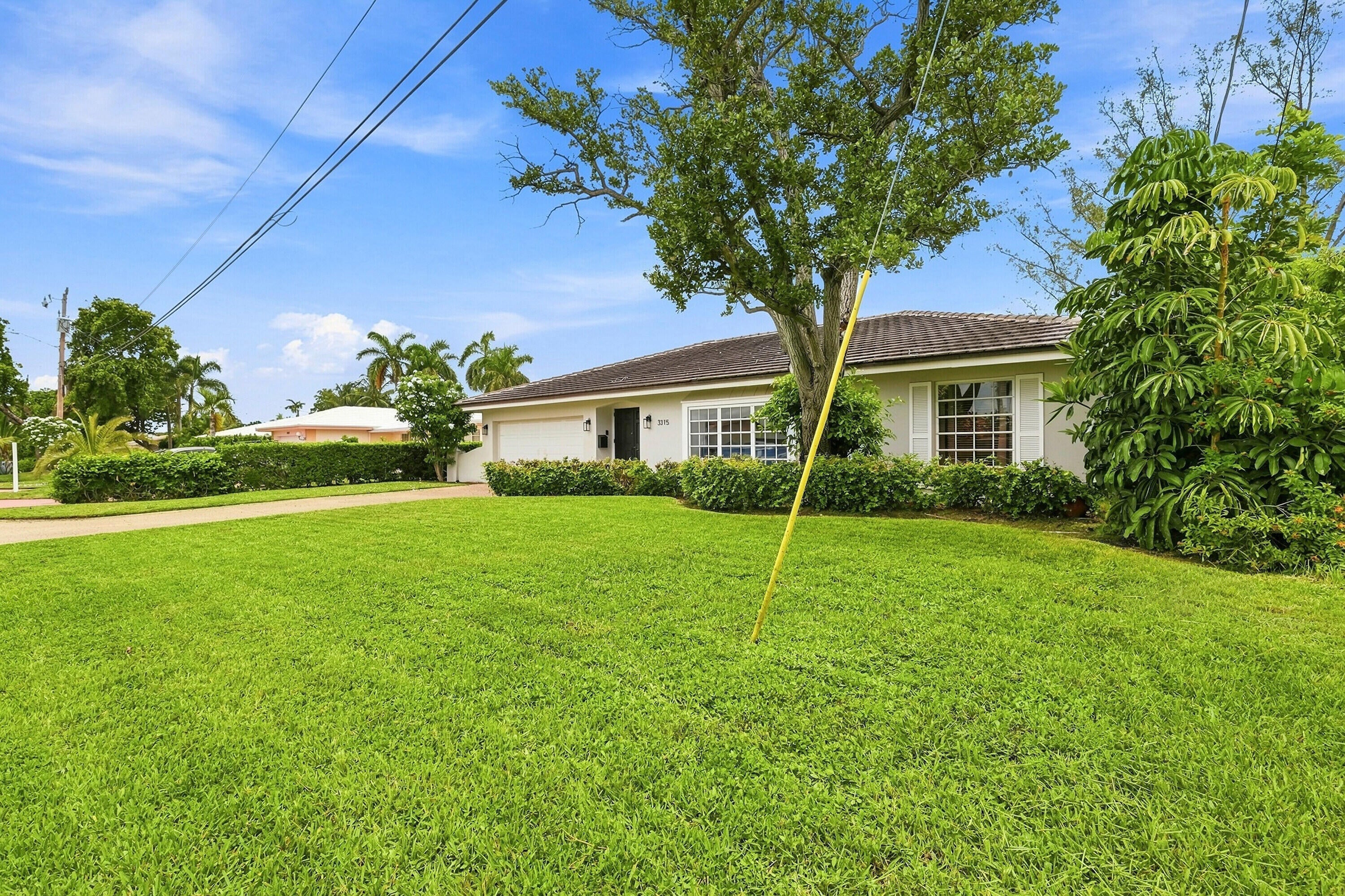 3315 NE 42nd Court