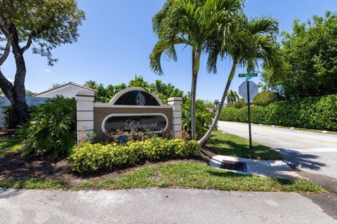 A home in Deerfield Beach