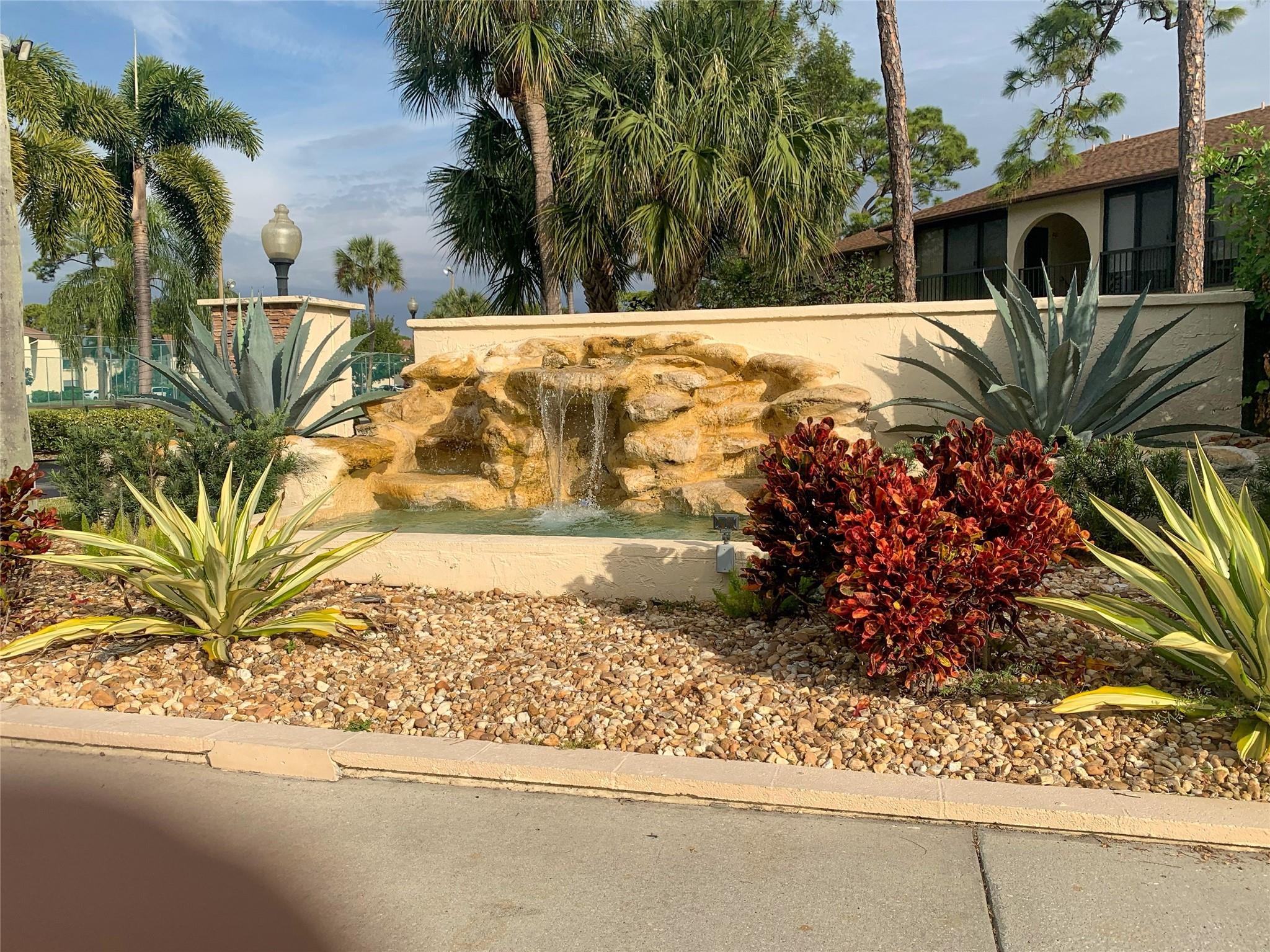Pine Ridge Condo 03 South - Residential Lease