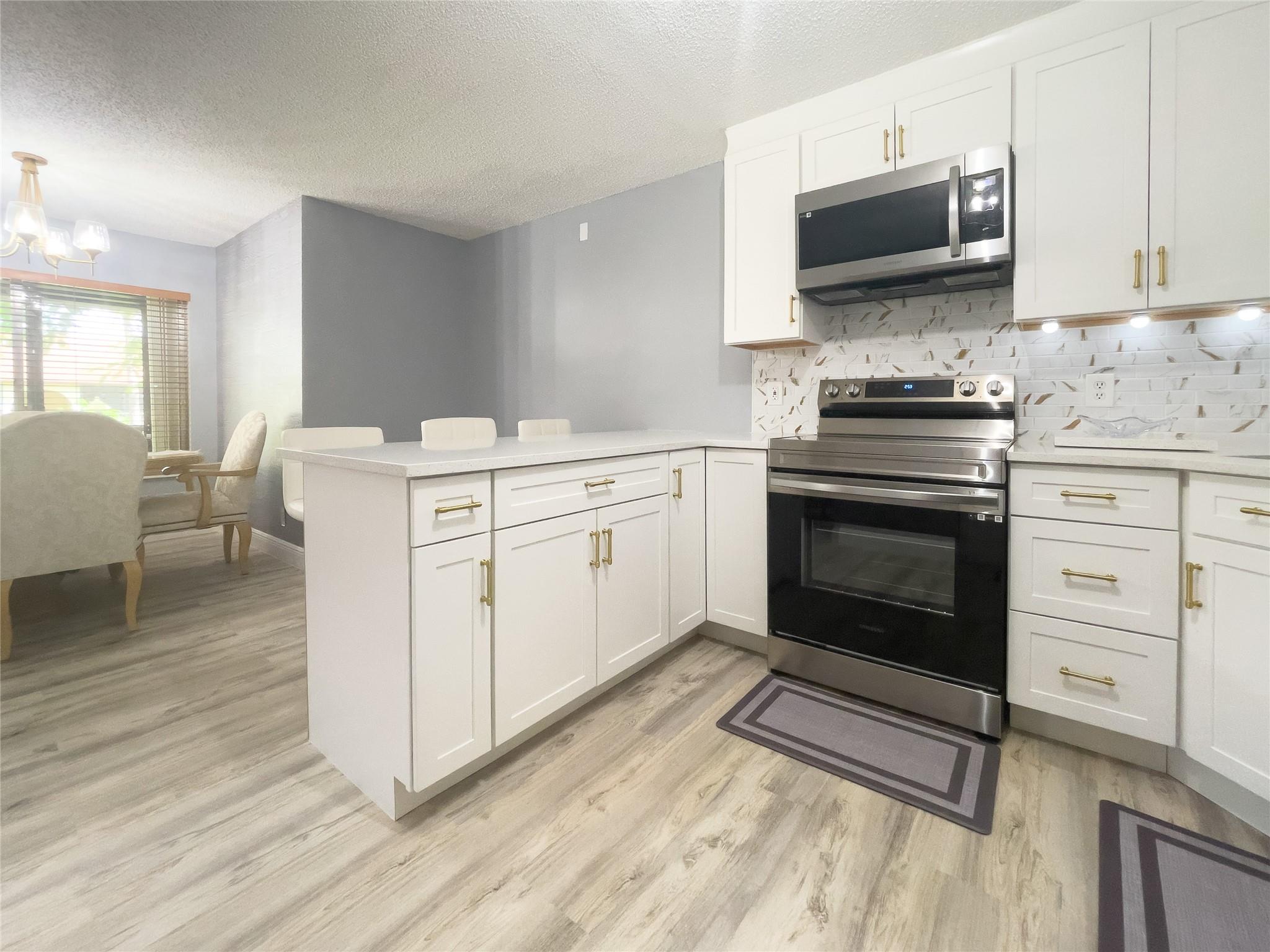 Pine Ridge Condo 03 South - Residential Lease