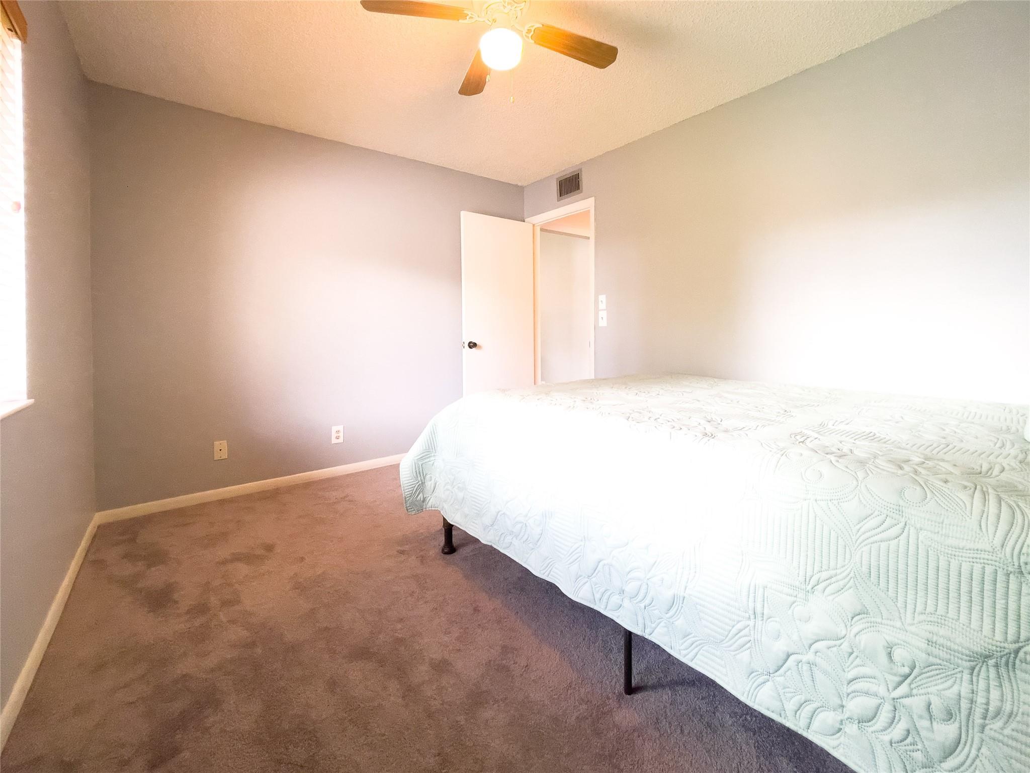 Pine Ridge Condo 03 South - Residential Lease