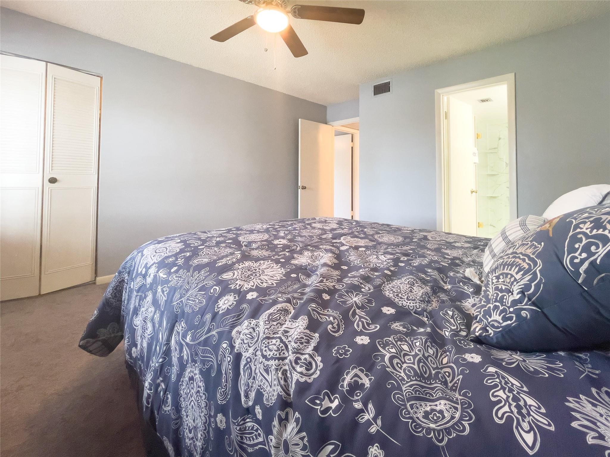 Pine Ridge Condo 03 South - Residential Lease