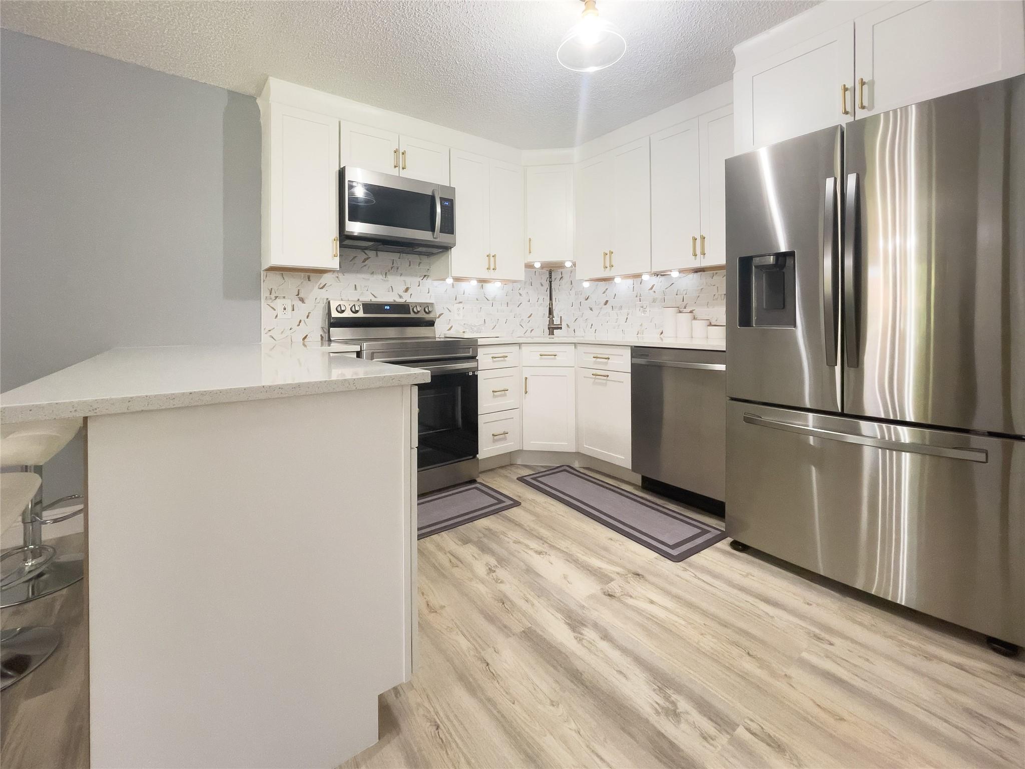 Pine Ridge Condo 03 South - Residential Lease