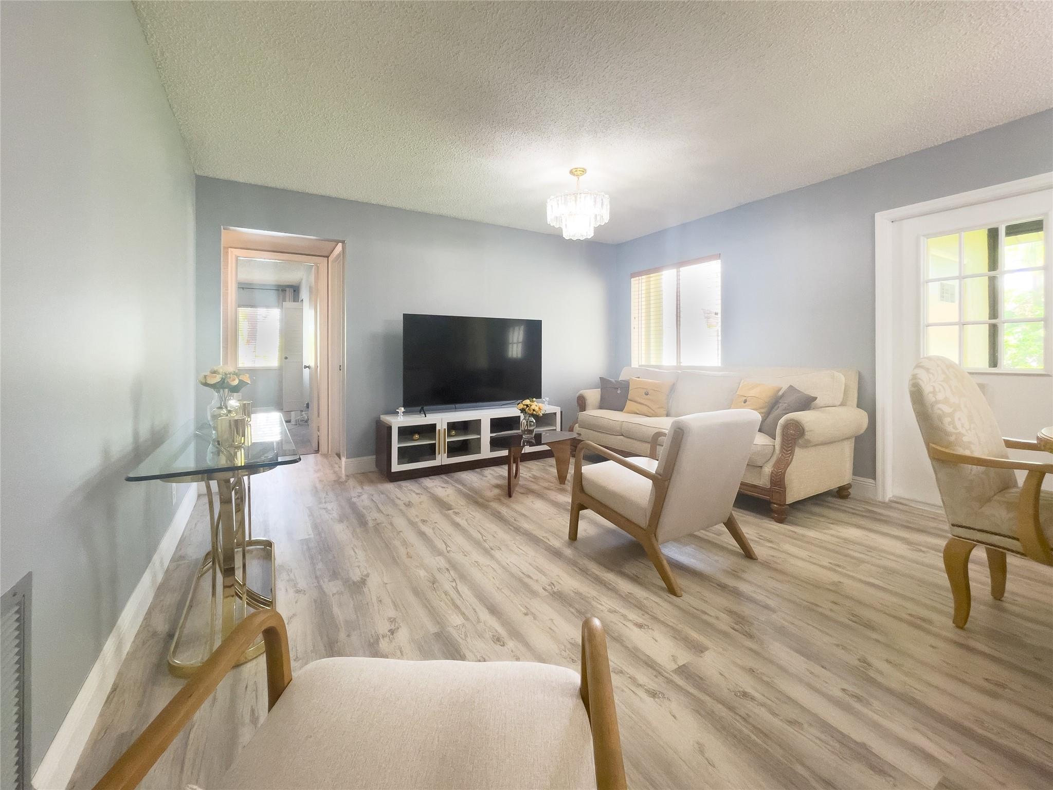Pine Ridge Condo 03 South - Residential Lease