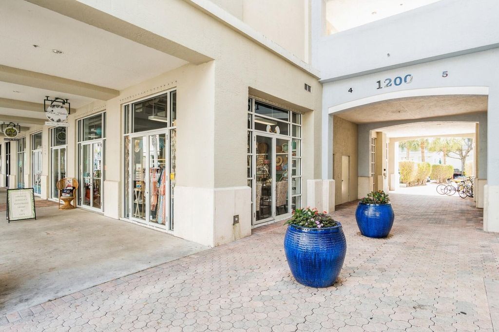 Photo of 1200 Town Center Drive #305, Jupiter, FL 33458 (MLS # R10963475)