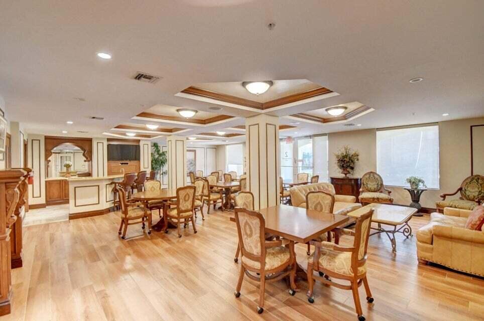 VIZCAYA LAKES CONDO - Residential Lease