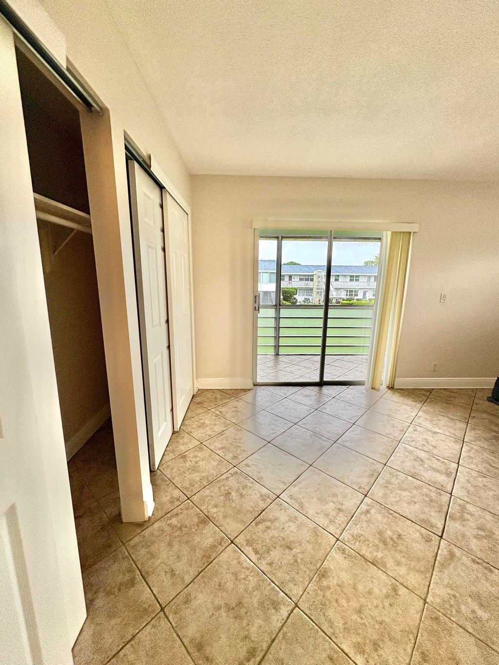 Photo of 48 Bedford B, West Palm Beach, FL 33417 (MLS # B26008357)