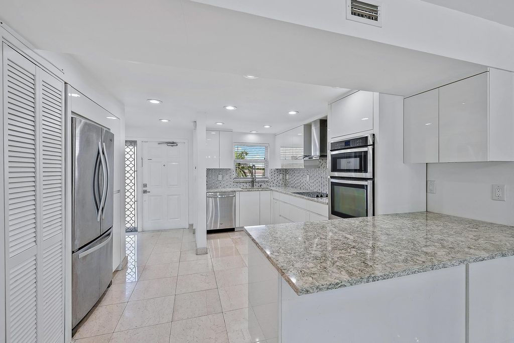 Photo of 1001 E Camino Real Real #504 N, Boca Raton, FL 33432 (MLS # B26018122)