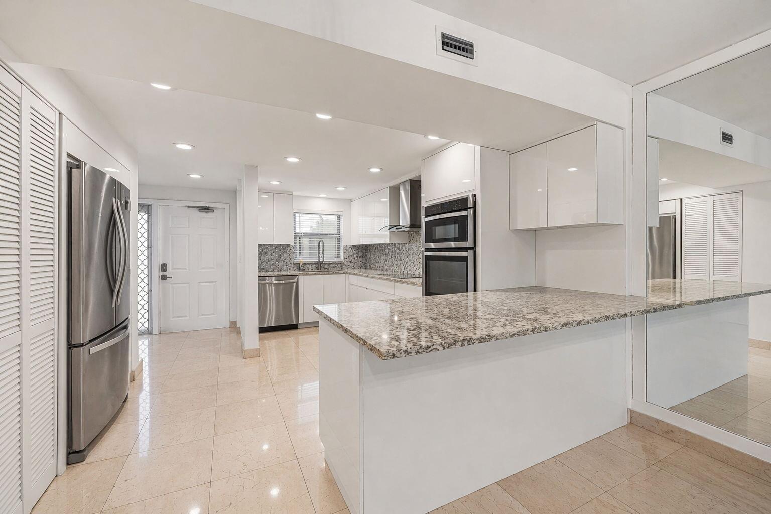 NEWTH GARDENS CONDO - Residential