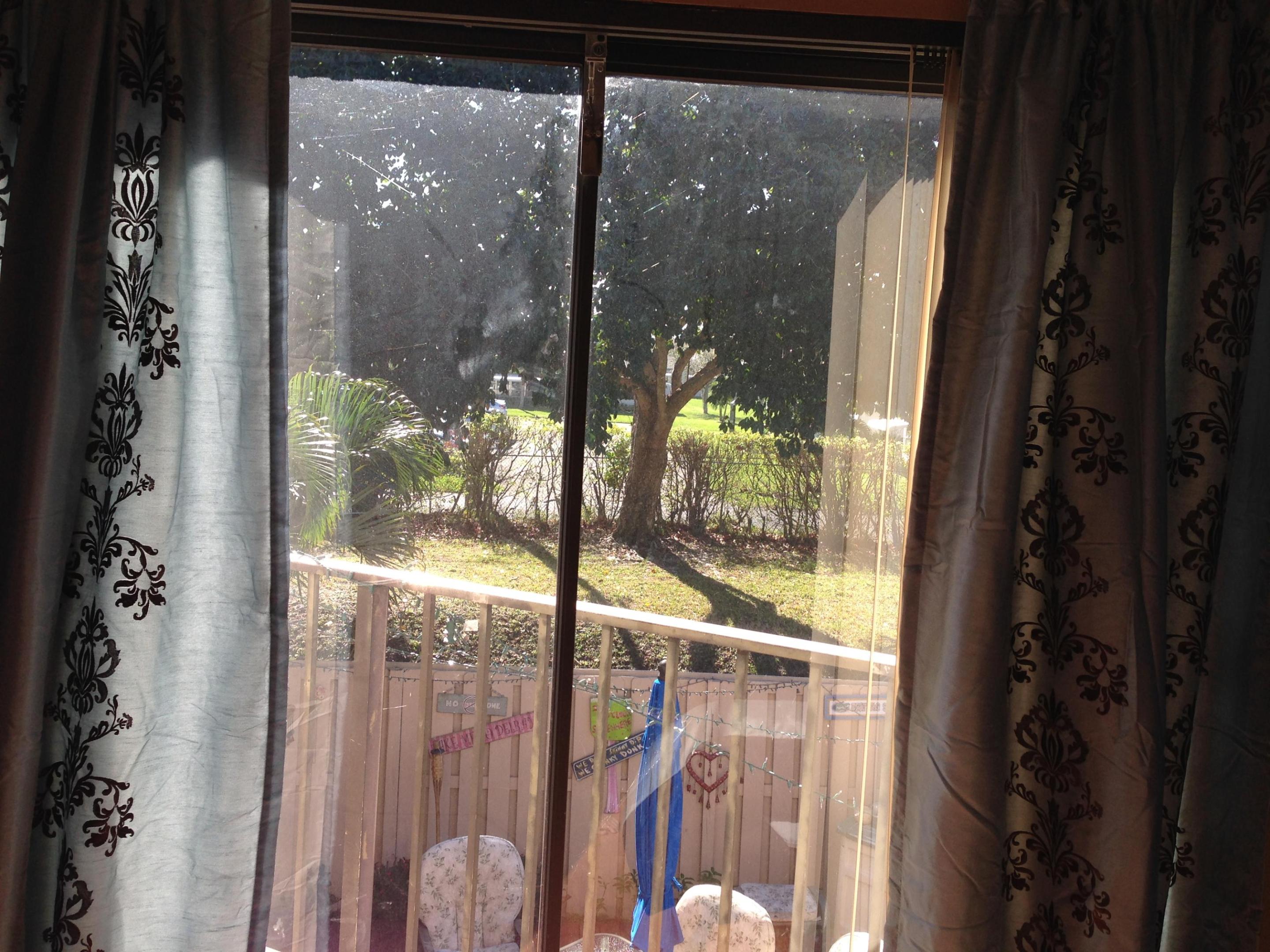 LE VILLAGE DE PROVENCE - Residential Lease