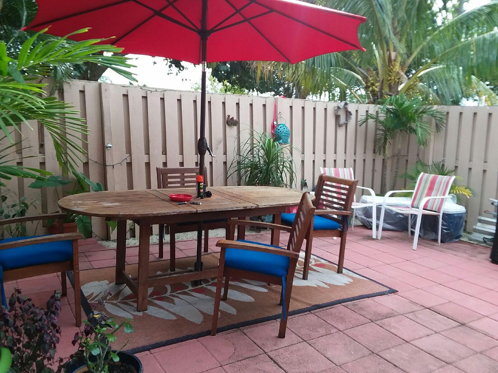 LE VILLAGE DE PROVENCE - Residential Lease