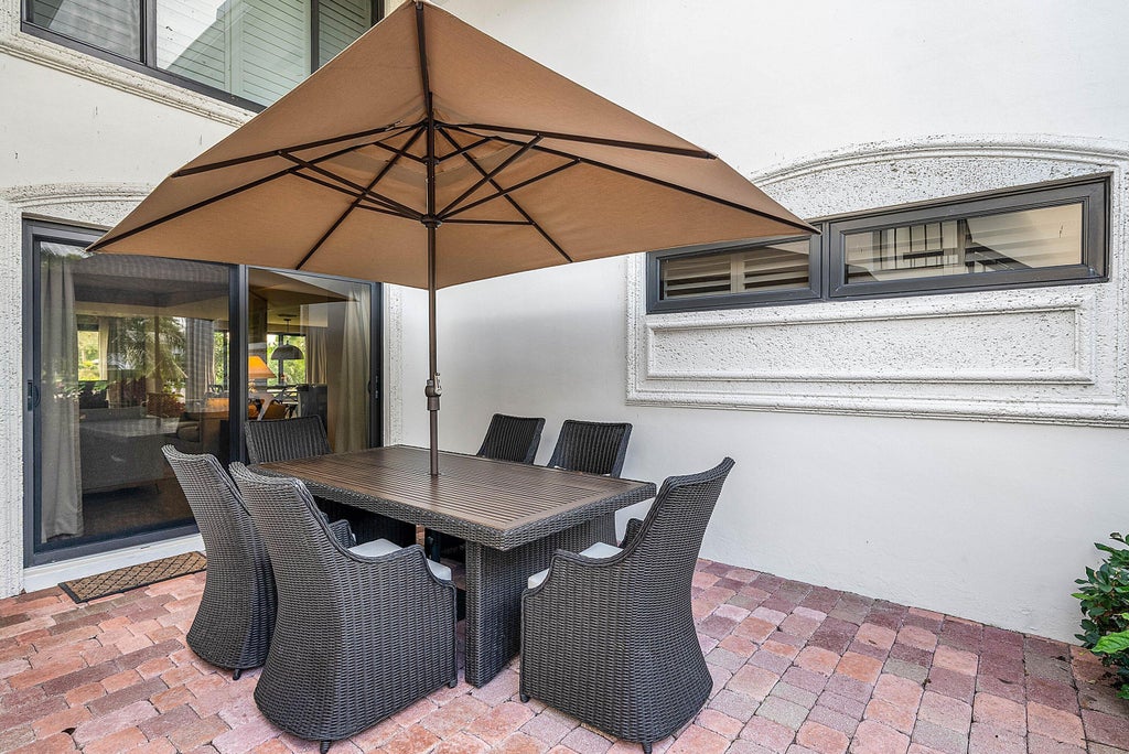 Photo of 3954 QUAIL RIDGE Drive N #Egret, Boynton Beach, FL 33436 (MLS # B26074003)