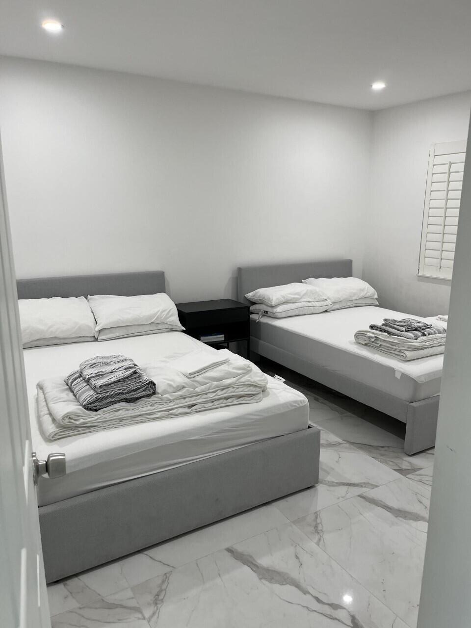 FOUNTAINS OF PALM BEACH CONDO 5 - Residential Lease