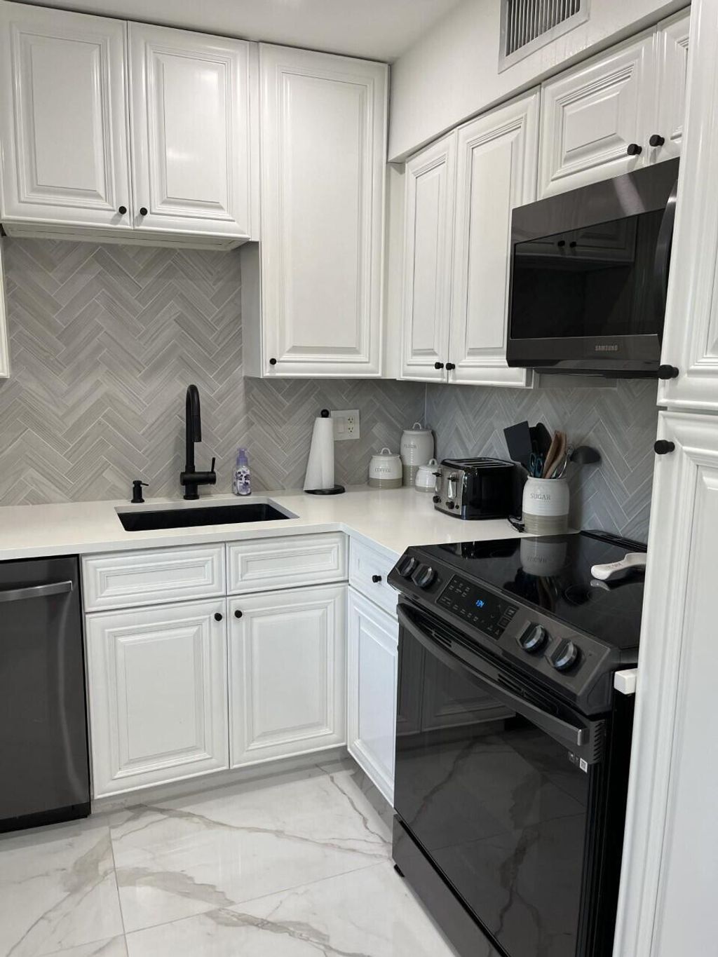 Photo of 4254 Deste Court #106, Lake Worth, FL 33467 (MLS # R11094434)