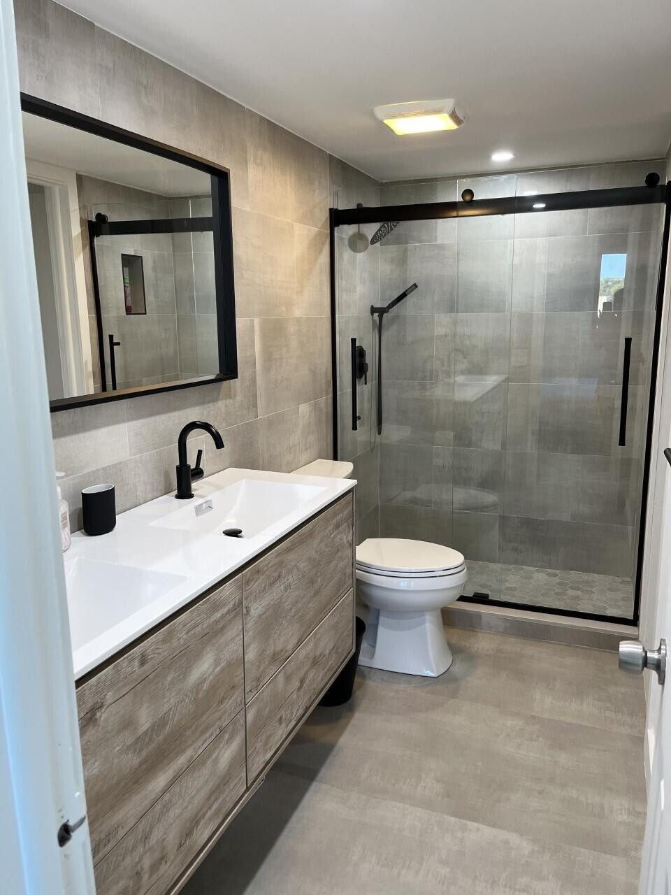 FOUNTAINS OF PALM BEACH CONDO 5 - Residential Lease