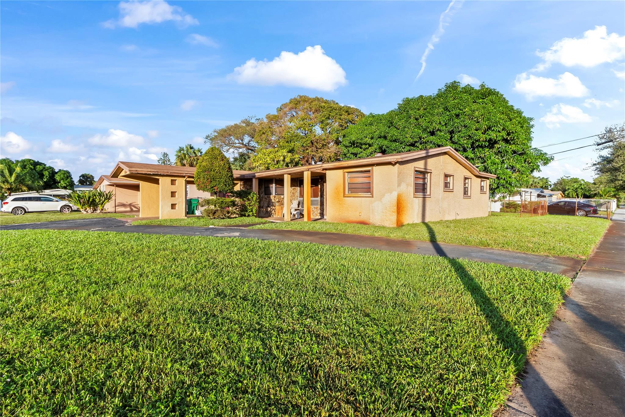 Plaza Estates 2nd Sec 48- - Residential