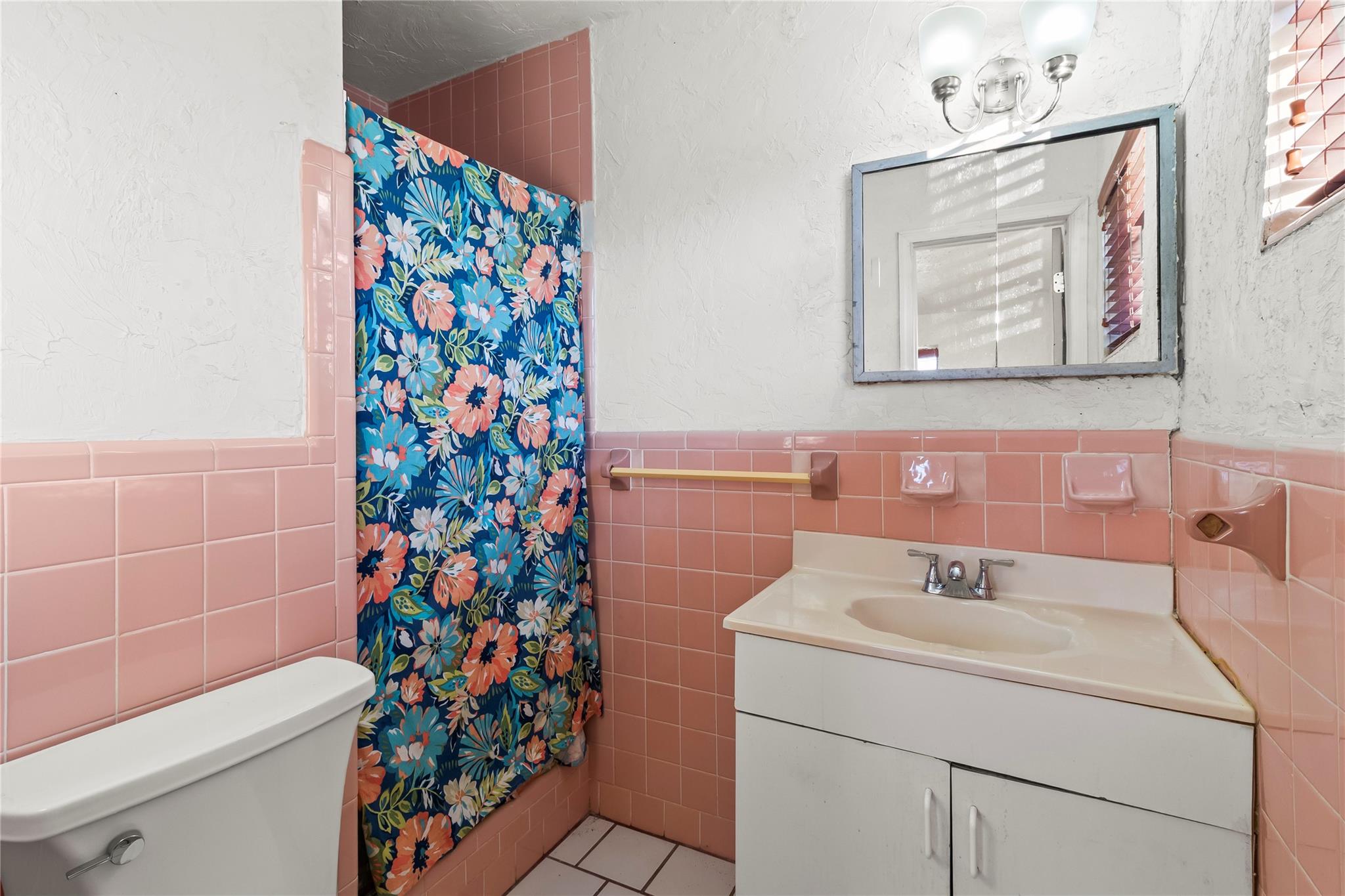 Plaza Estates 2nd Sec 48- - Residential