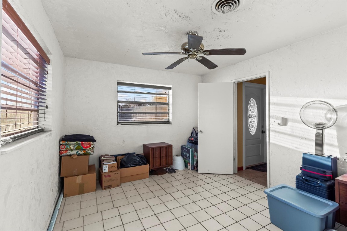 Plaza Estates 2nd Sec 48- - Residential