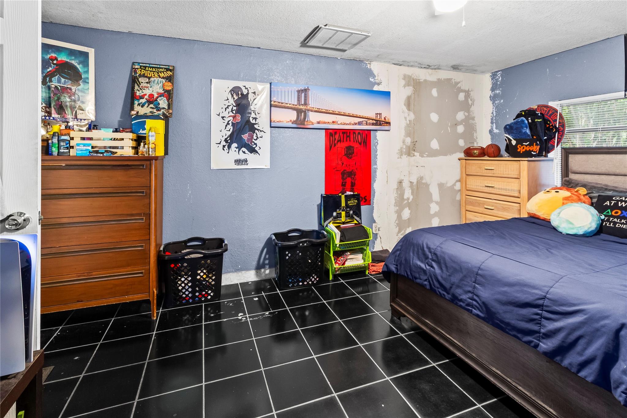 Plaza Estates 2nd Sec 48- - Residential