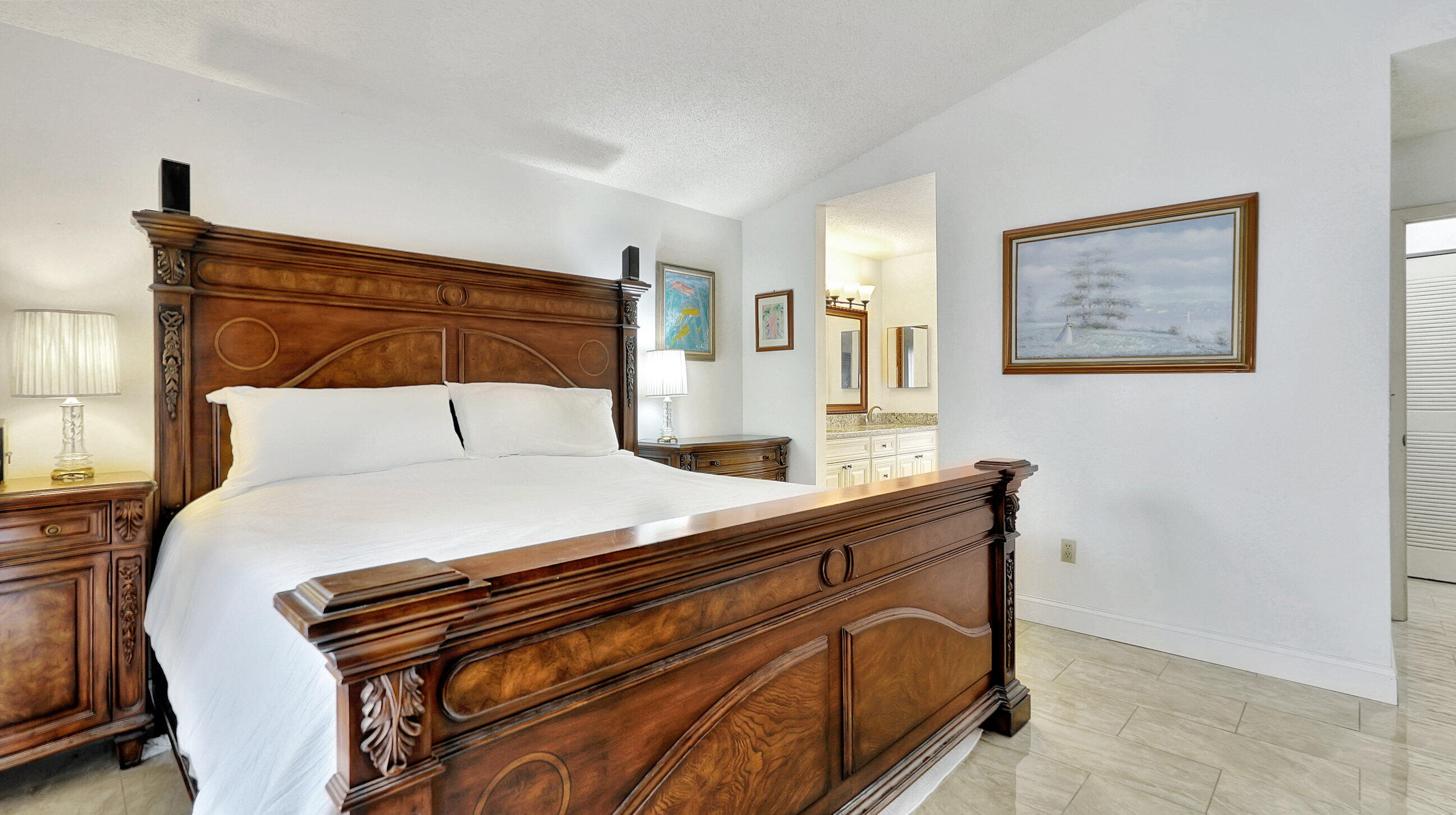 FALCONS LEA - Residential