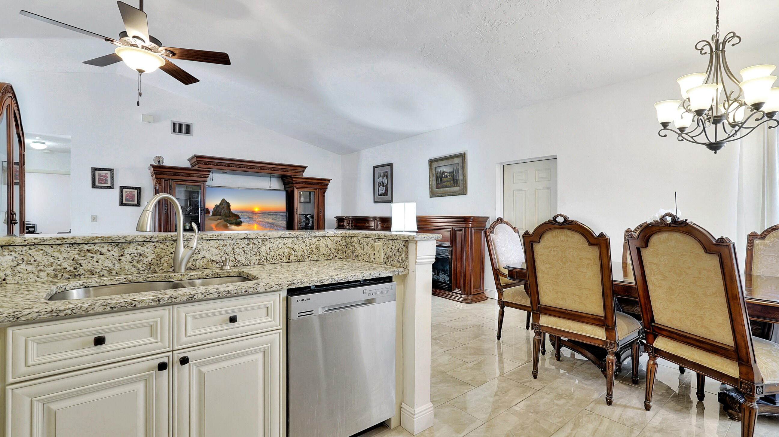 FALCONS LEA - Residential