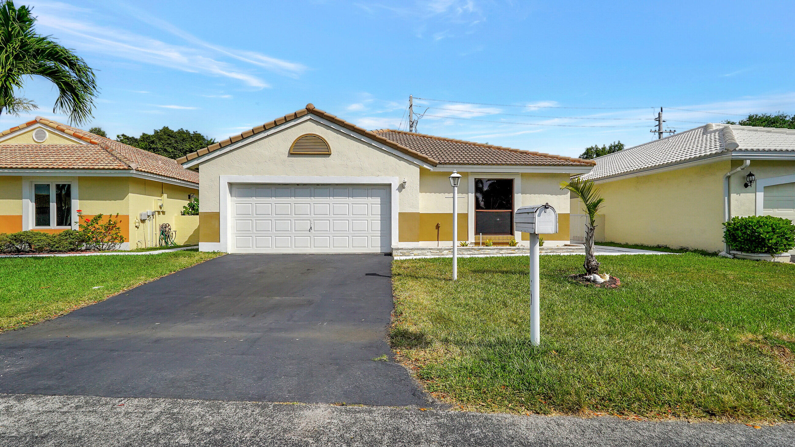 FALCONS LEA - Residential