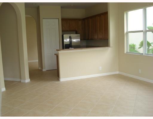 VIZCAYA FALLS PLAT 1 - Residential Lease