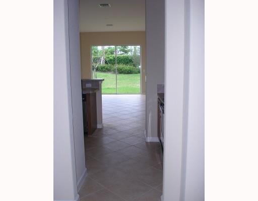 VIZCAYA FALLS PLAT 1 - Residential Lease