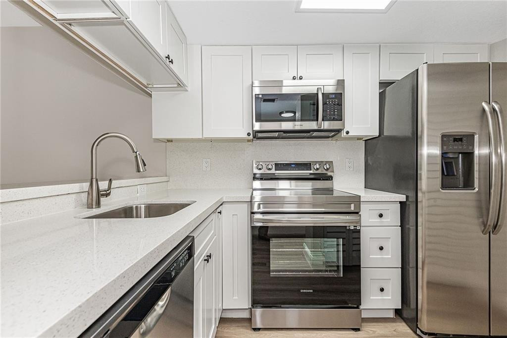 GLENWOOD SUBDIVISION - Residential Income