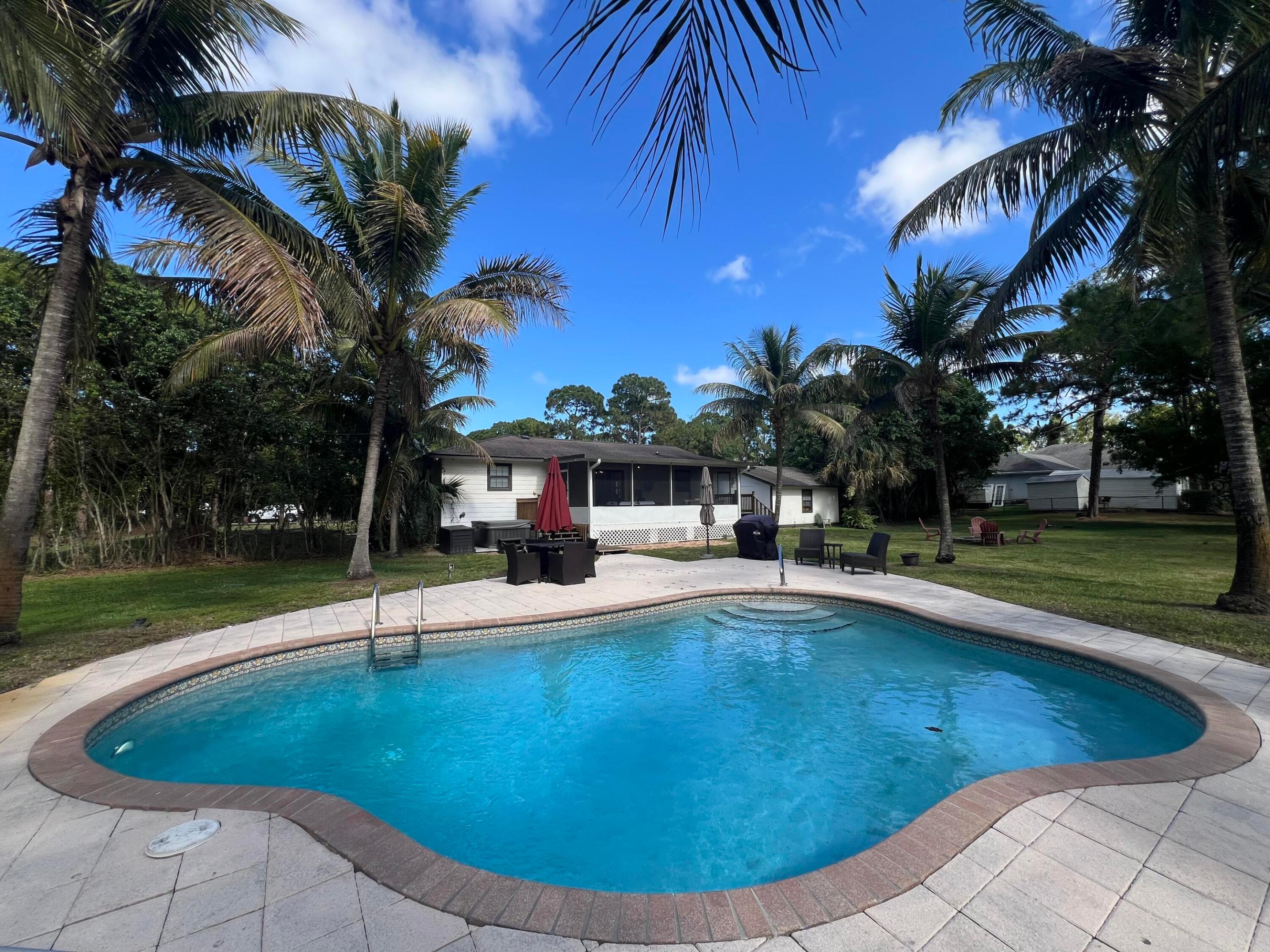 Palm Beach Country Estates - Residential