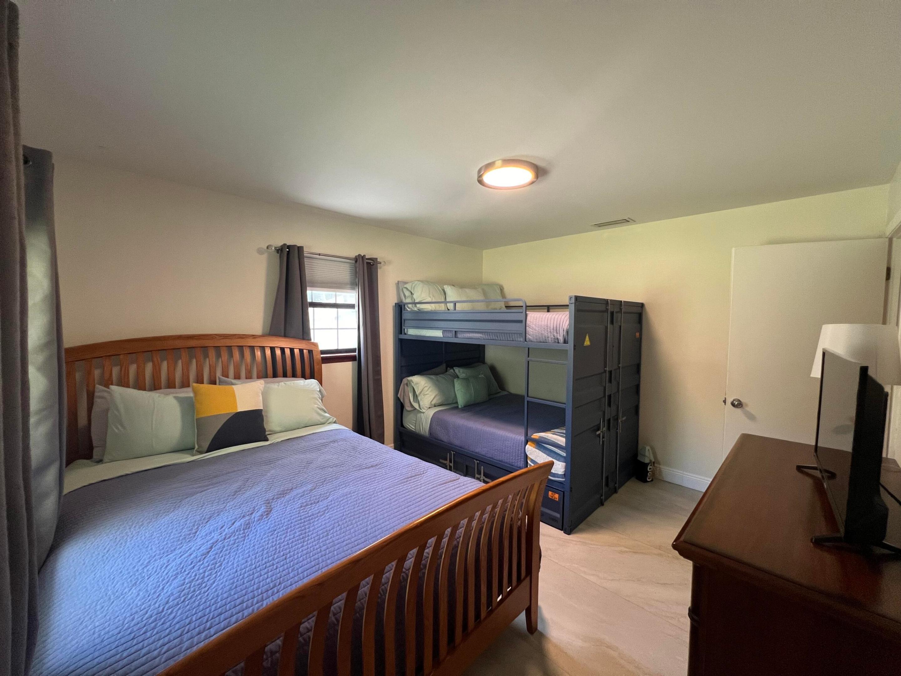 Palm Beach Country Estates - Residential