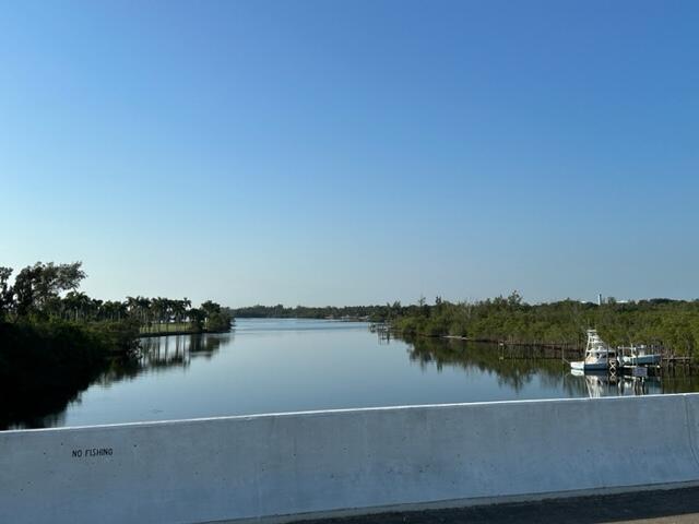 EASTRIDGE ESTATES - Residential Lease