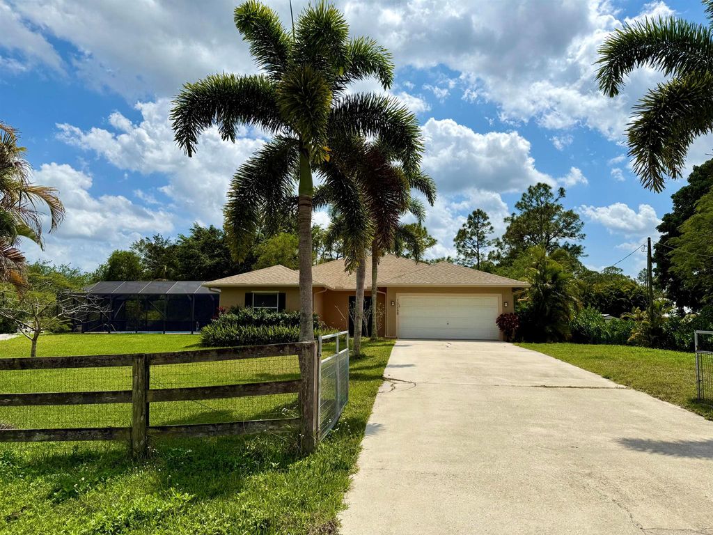 Photo of 13268 151 Lane N, Jupiter, FL 33478 (MLS # R11078456)