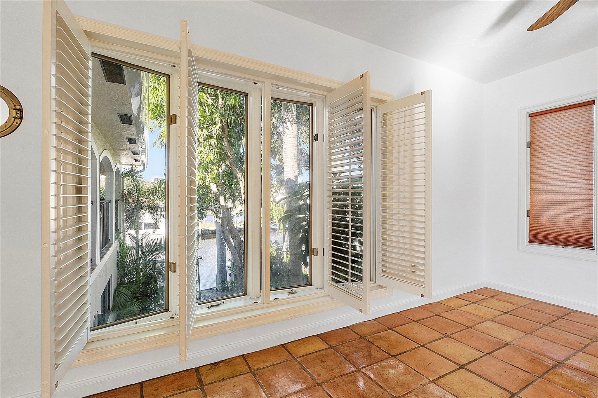 Silver Shores - Residential Income