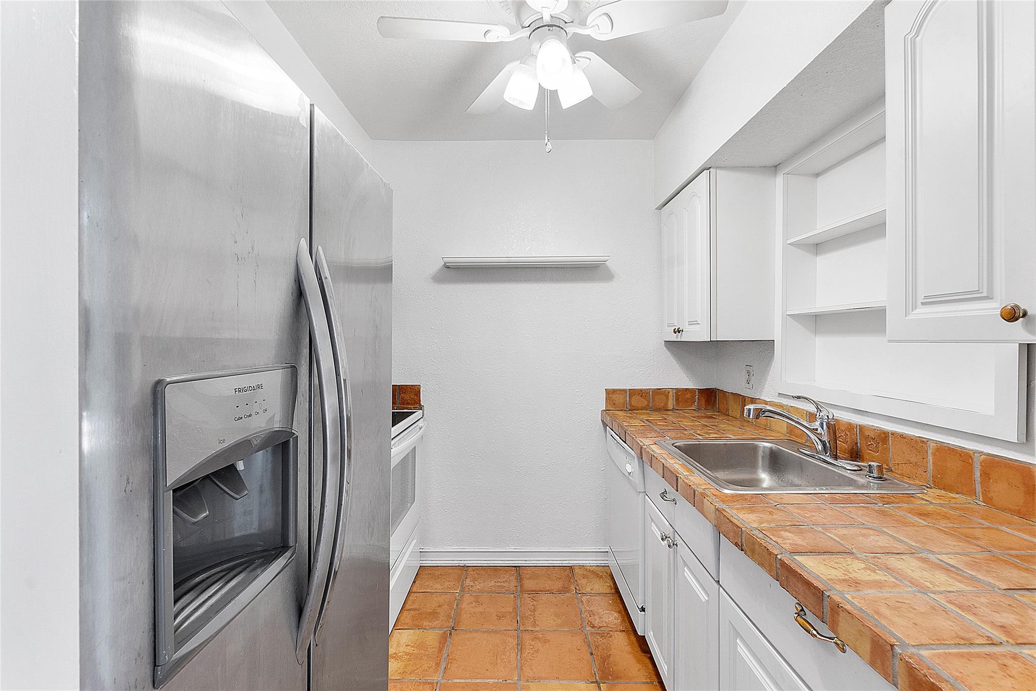 Silver Shores - Residential Income