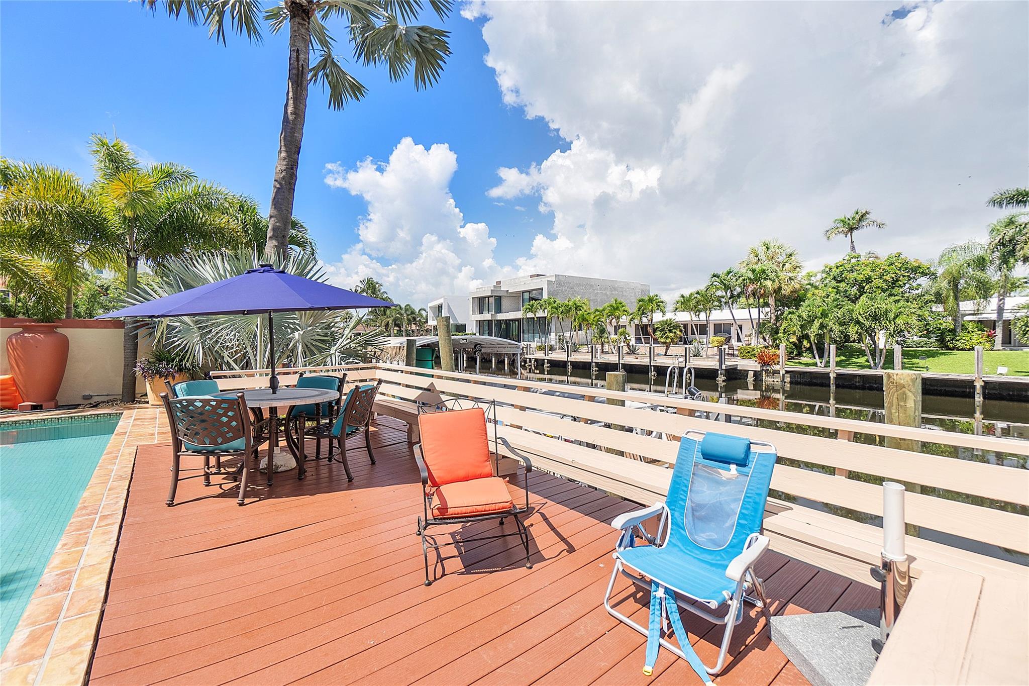 Silver Shores - Residential Income