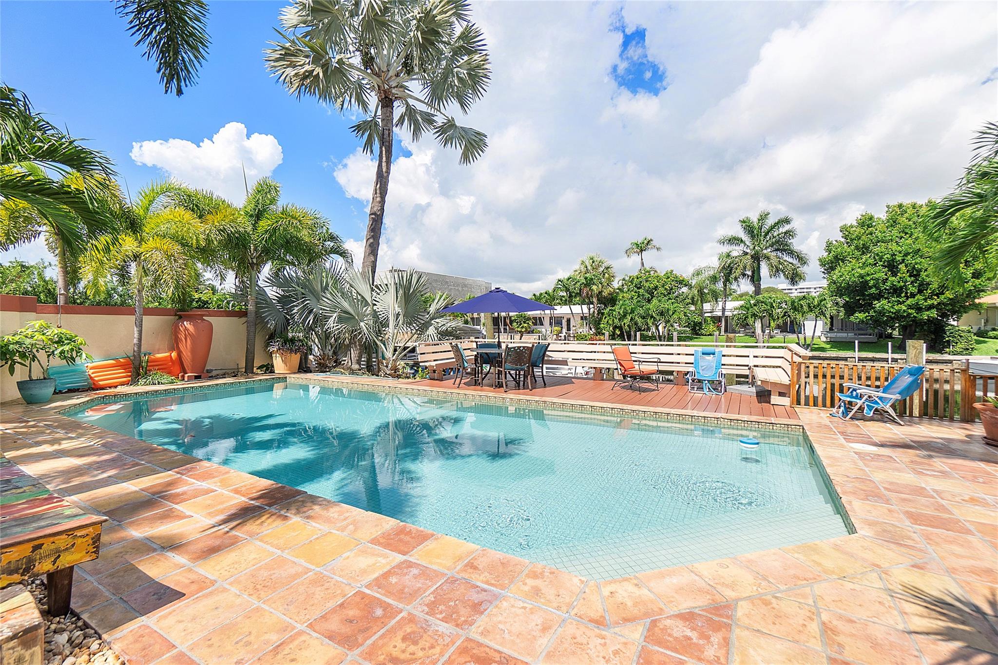 Silver Shores - Residential Income