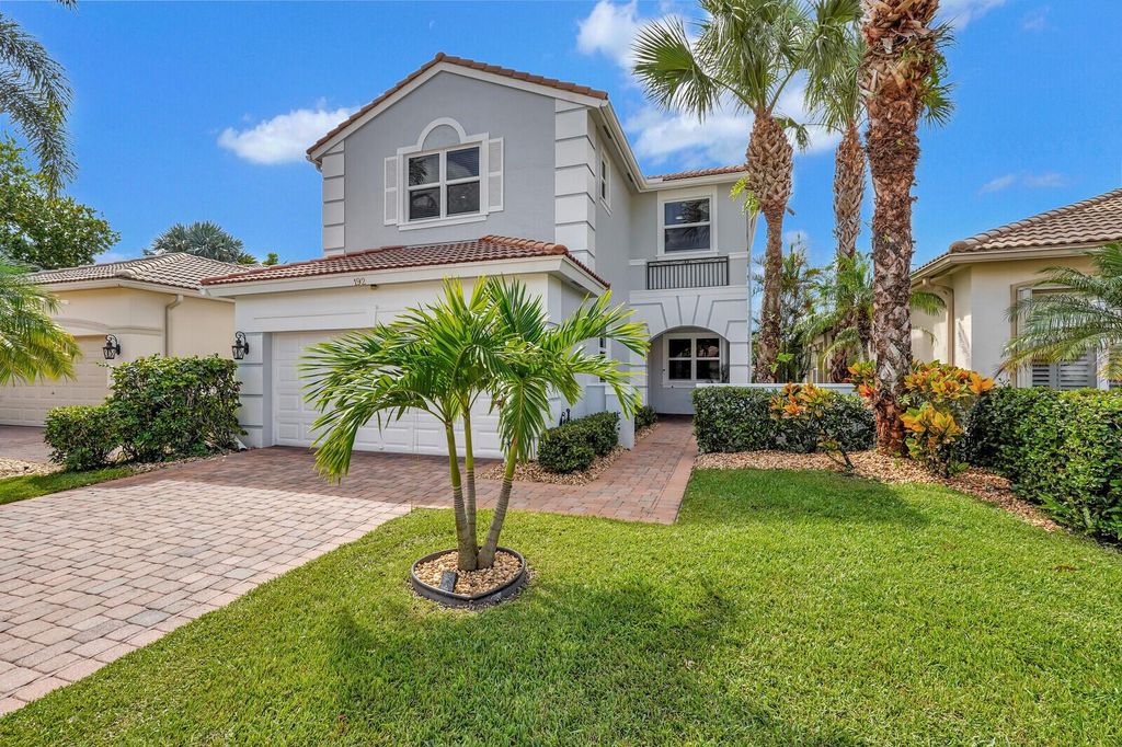 Photo of 192 Isle Verde Way, Palm Beach Gardens, FL 33418 (MLS # R10925106)