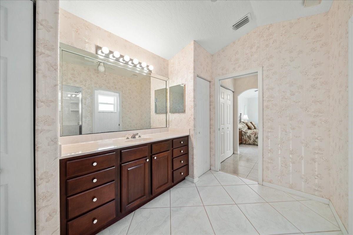 Vero Lake Estates - Residential
