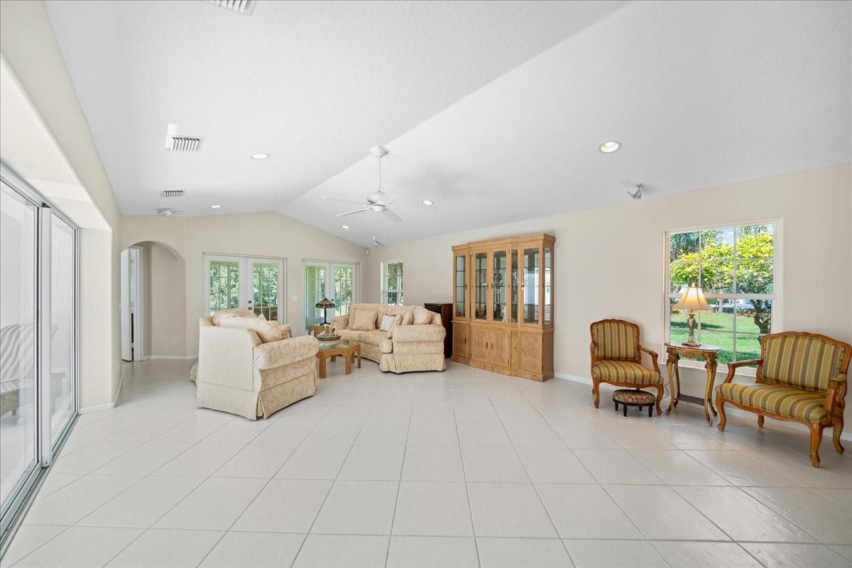 Vero Lake Estates - Residential