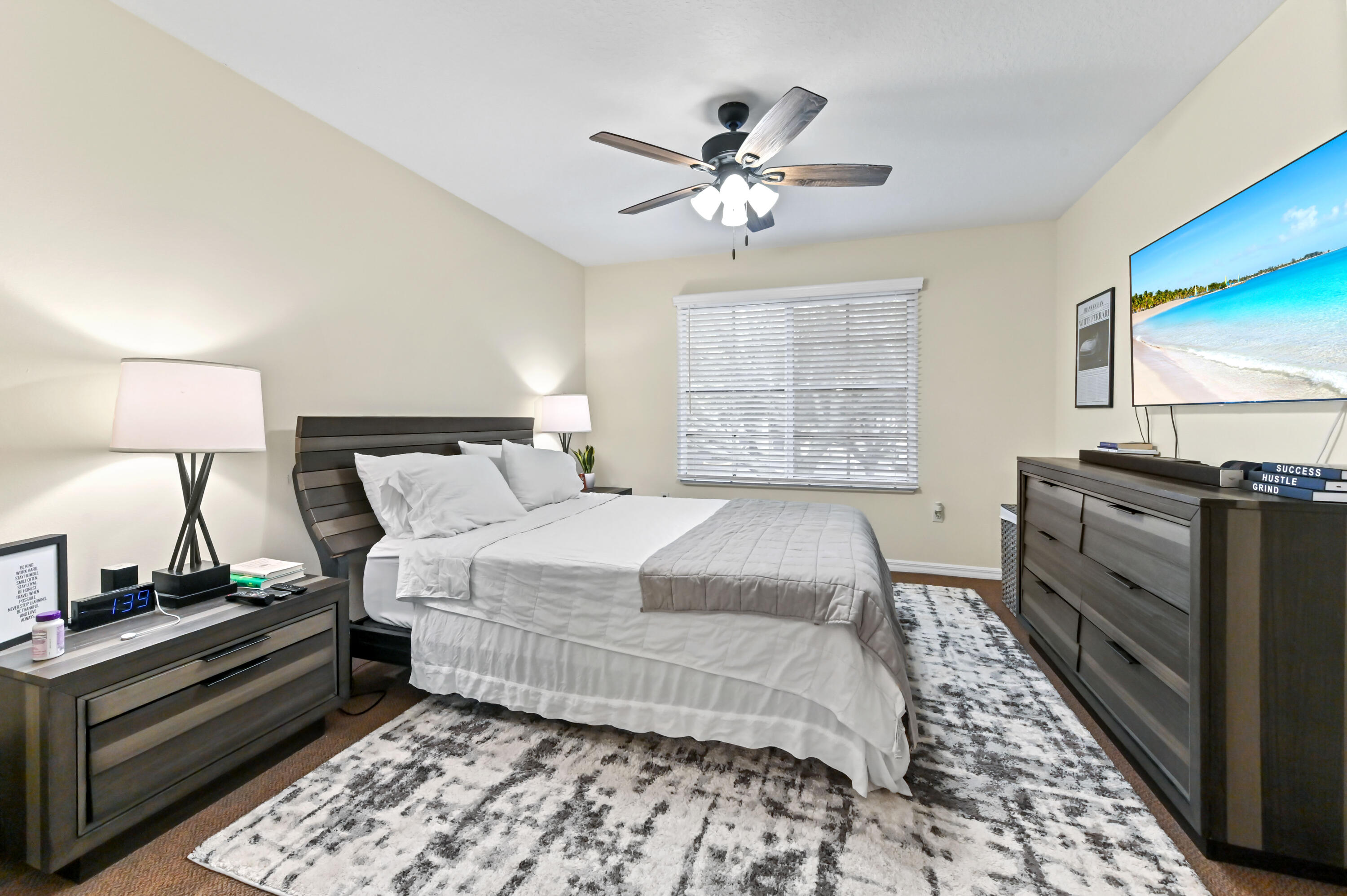 EMERALD ISLE AT LAGUNA LAKES - Residential