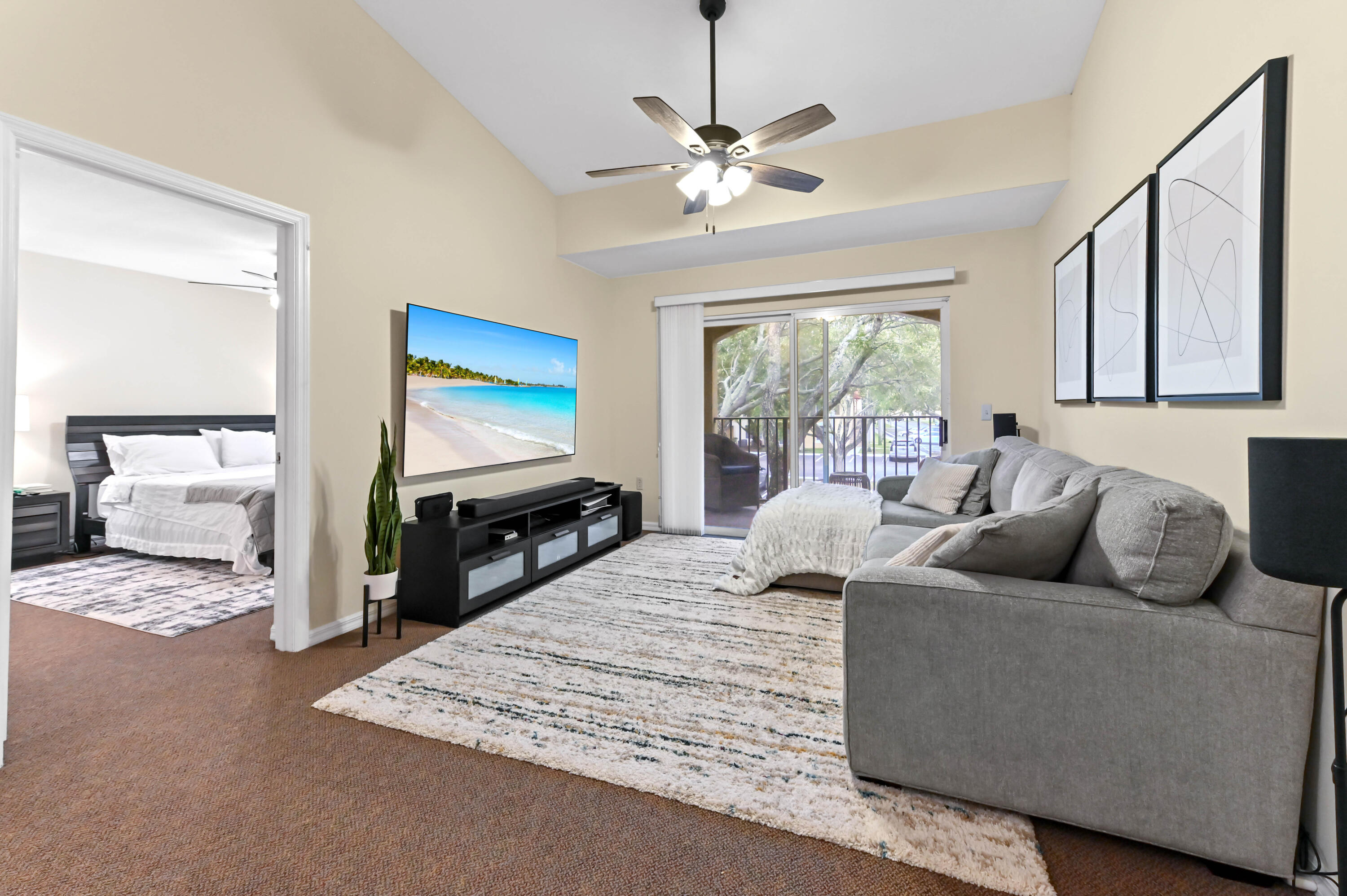 EMERALD ISLE AT LAGUNA LAKES - Residential