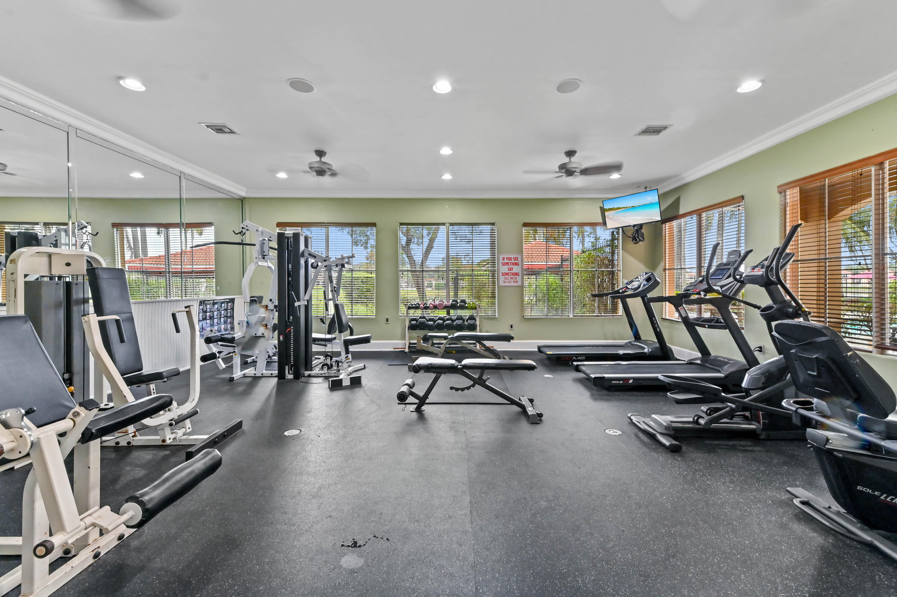 EMERALD ISLE AT LAGUNA LAKES - Residential