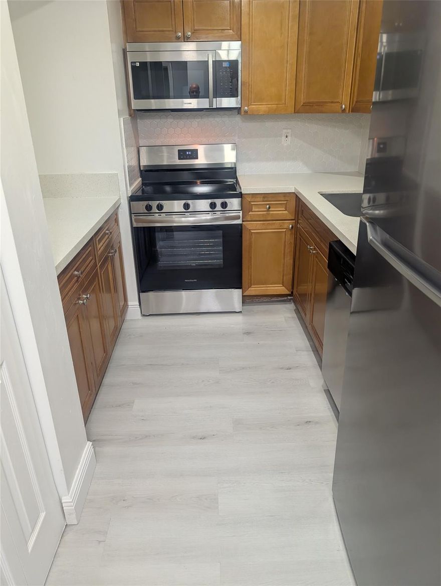 **$995 SECURITY + 1ST MONTH move-in!***(based on income/credit approval). Updated HUGE 1,400 square foot 3 bedroom, 2 bathroom unit available for IMMEDIATE occupancy in the quiet Lush Apartments community. Property & unit features include Central AC, newer flooring, updated kitchen, microwave & cabinetry, newer appliances, large closets with ample space and spacious living room. Washer/Dryer in unit, private balcony with canal views and pool access. Utilities include water/trash, sewer, parking, internet/cable. Easy access to Oakland Park Blvd and major highways. **EASY TO SHOW on LOCKBOX**Schedule through SHOWING TIME**$95 application fee per tenant, $120 married couple. No HOA. We love Section 8 & Housing Vouchers welcome. Our streamlined approval process makes everything a breeze.