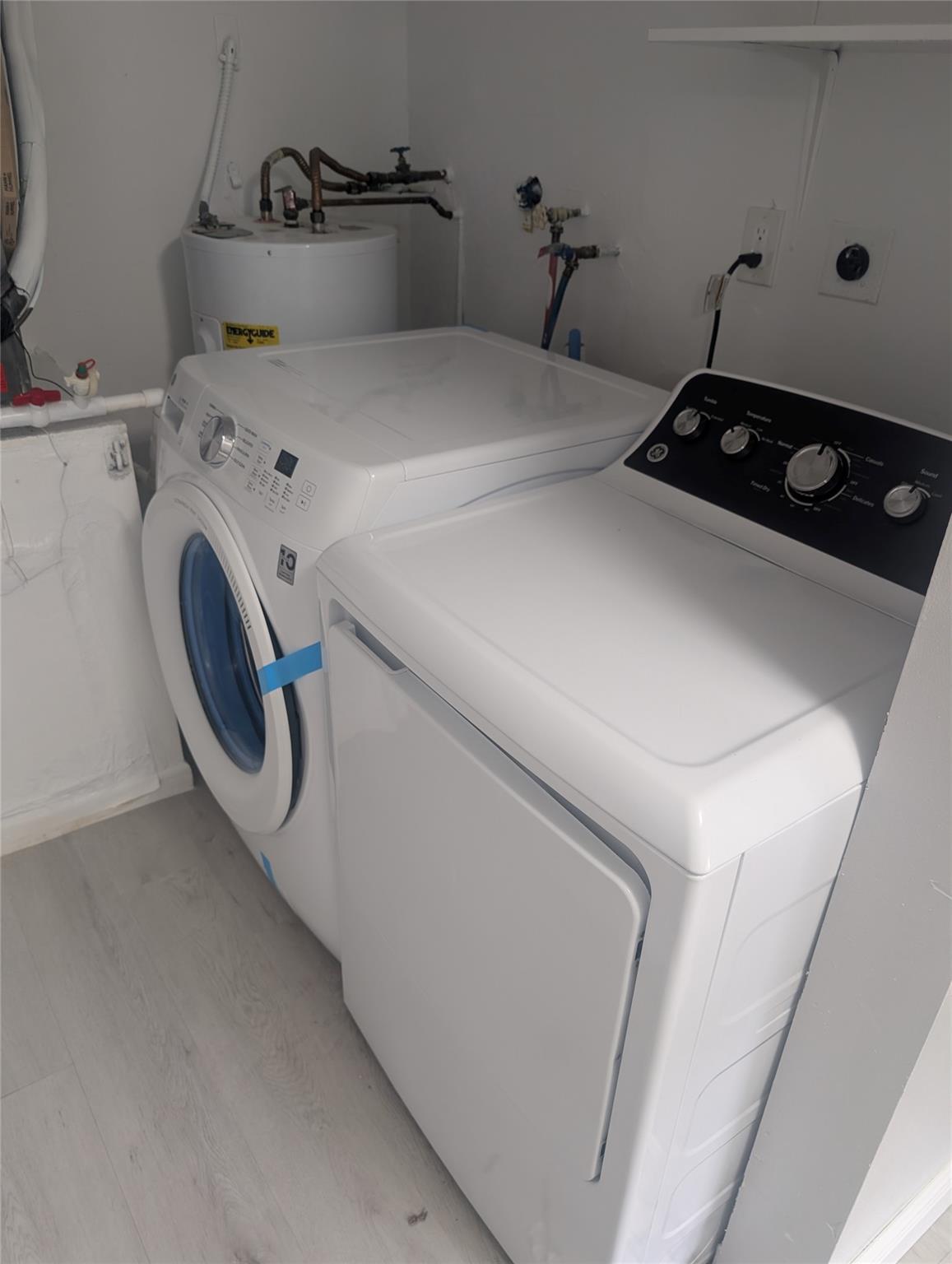 LUSH APARTMENTS - Residential Lease