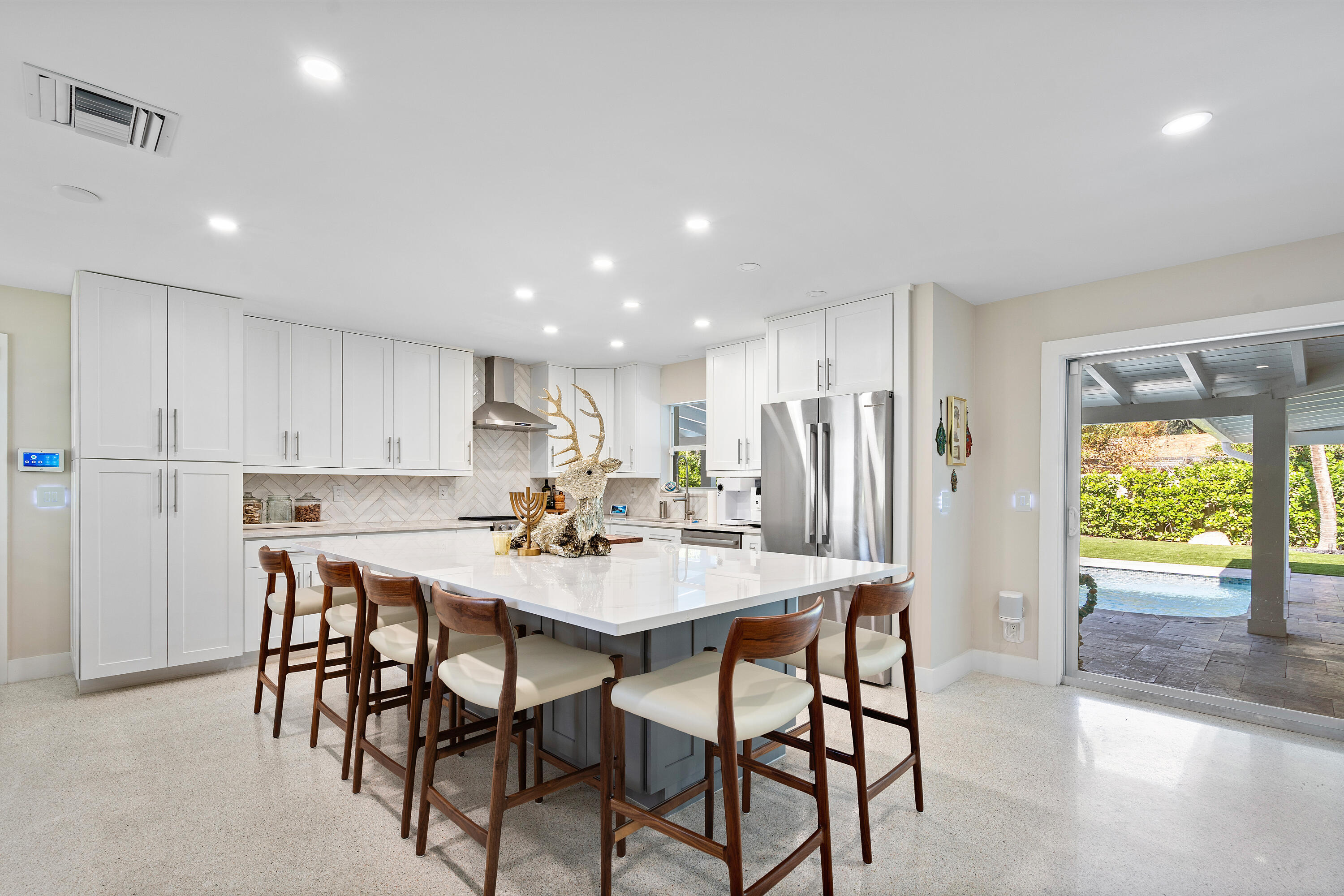 FOREST HILLS - Residential