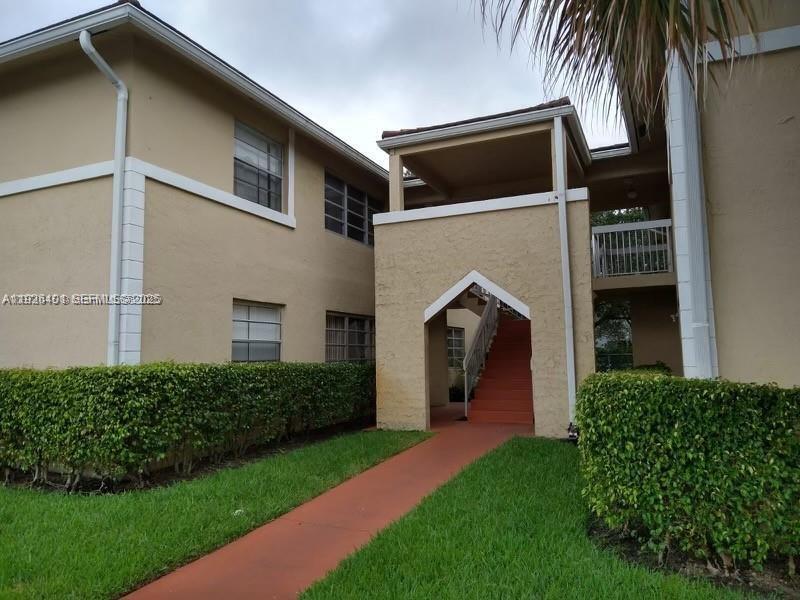 Photo of 1014 Twin Lakes Drive #20-h, Coral Springs, FL 33071 (MLS # B26045620)