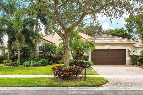 Photo of 12105 Oakvista Drive, Boynton Beach, FL 33437 (MLS # R11165559)
