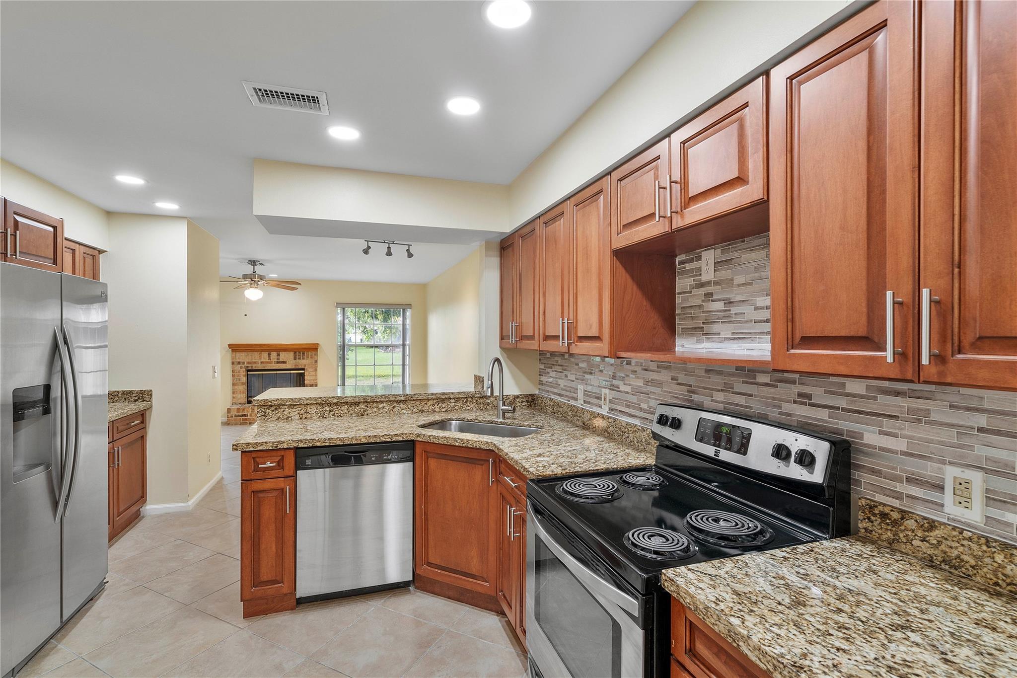 Cypress Glen Townhomes - Residential